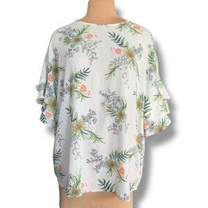 Profile Apparel Top White Botanical Ruffle Short Sleeve Blouse Women’s Plus 2XL